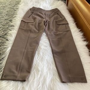 Athleta Endless Cargo Pants Size 6